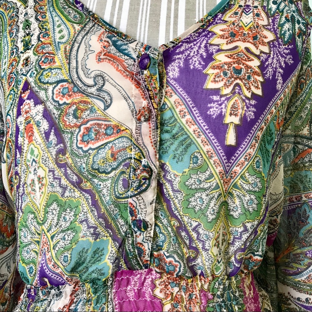 Abstract Print Top Size Large - Picture 3 of 7